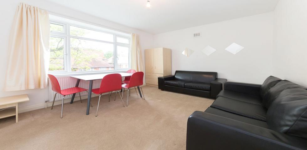 Stunning Sharers Apartment Broadhurst Gardens, West Hampstead